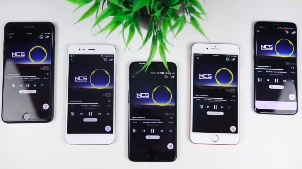 Play Music on Multiple Devices Simultaneously